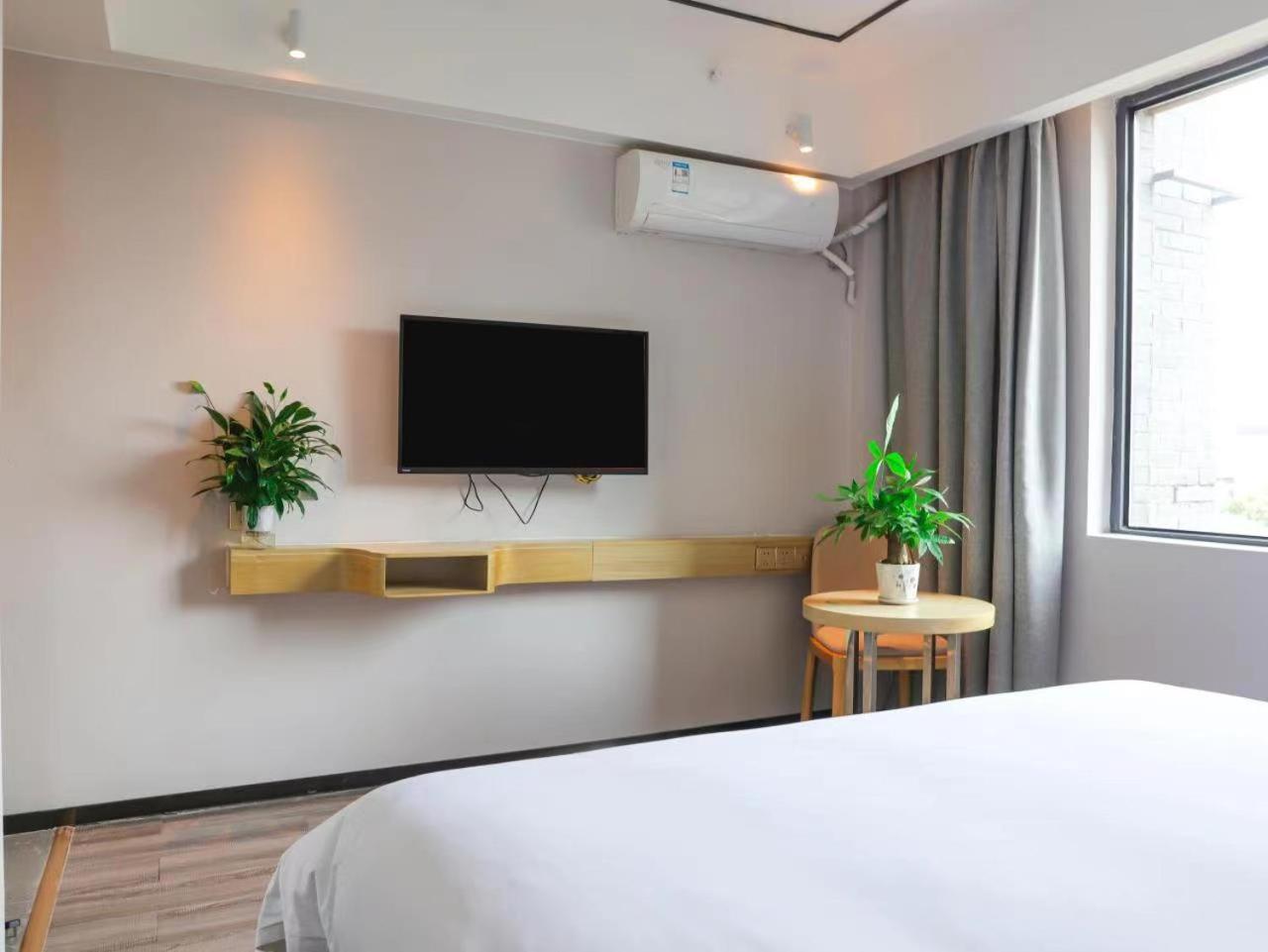 Guilin Tree Hotel Екстер'єр фото